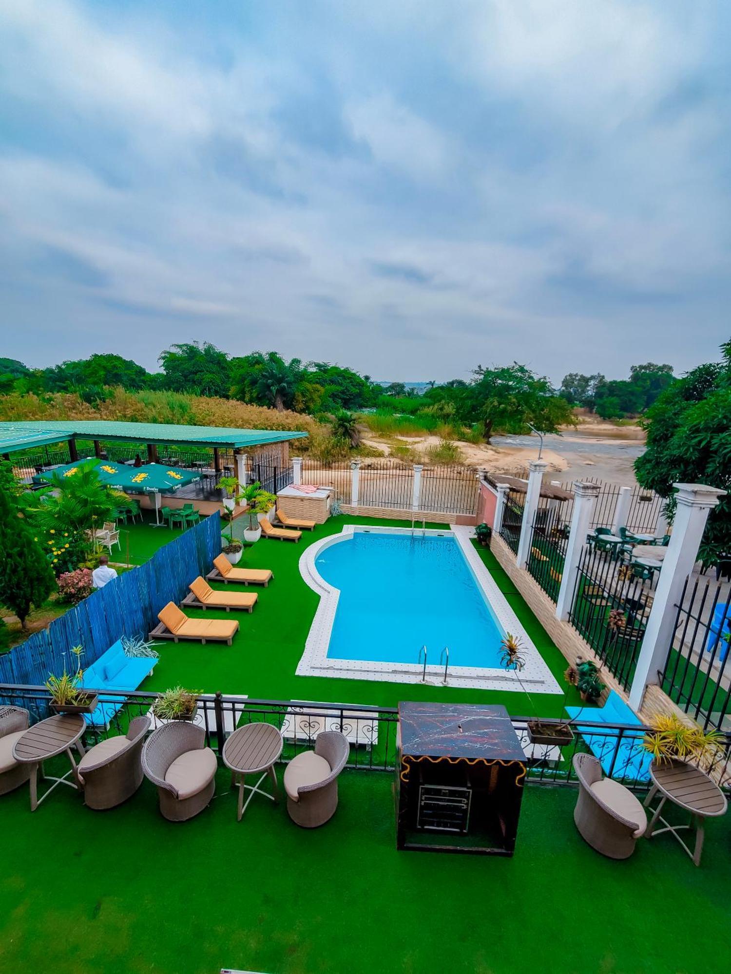 River Apparts Brazzaville Extérieur photo